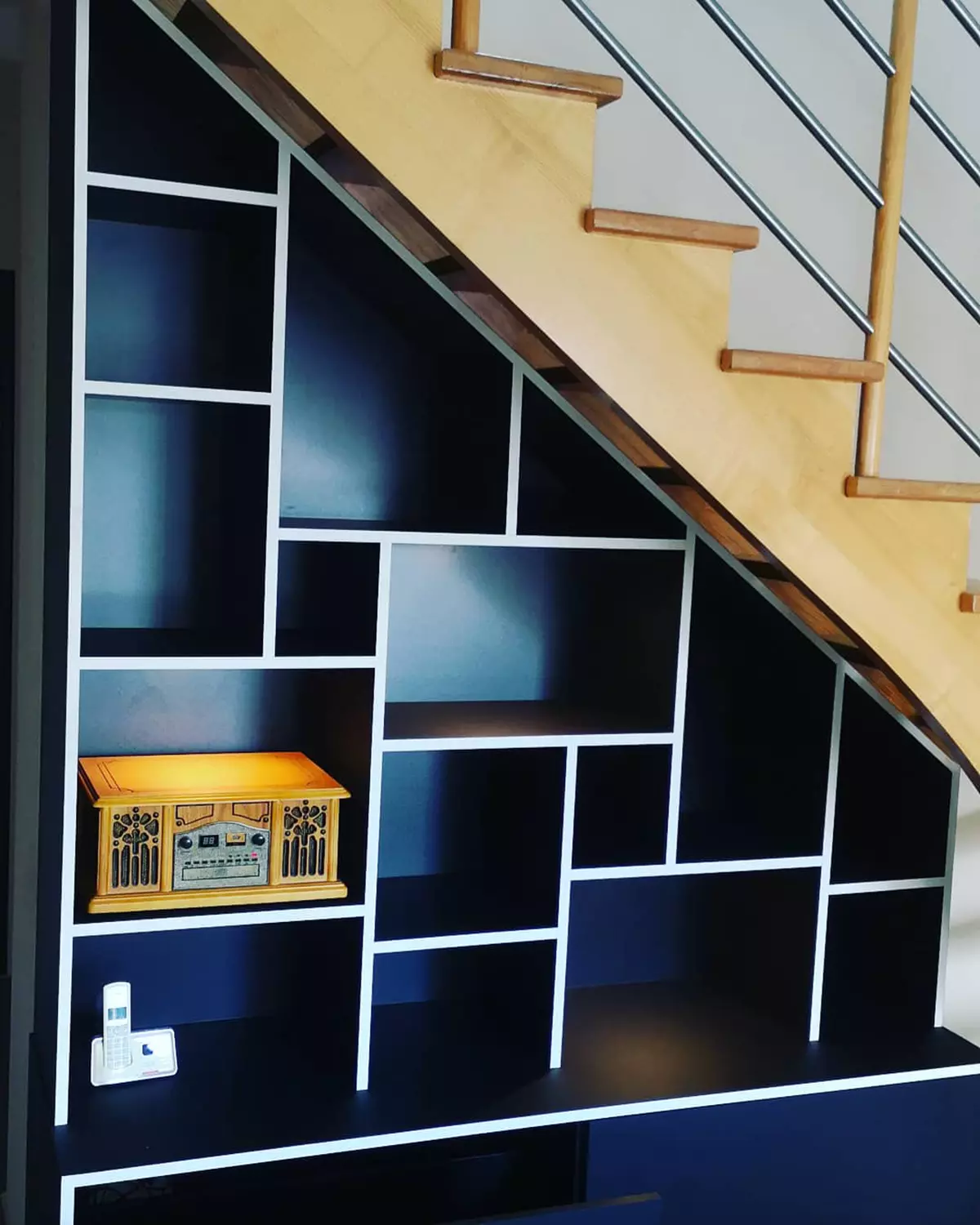 Agencement sous escalier