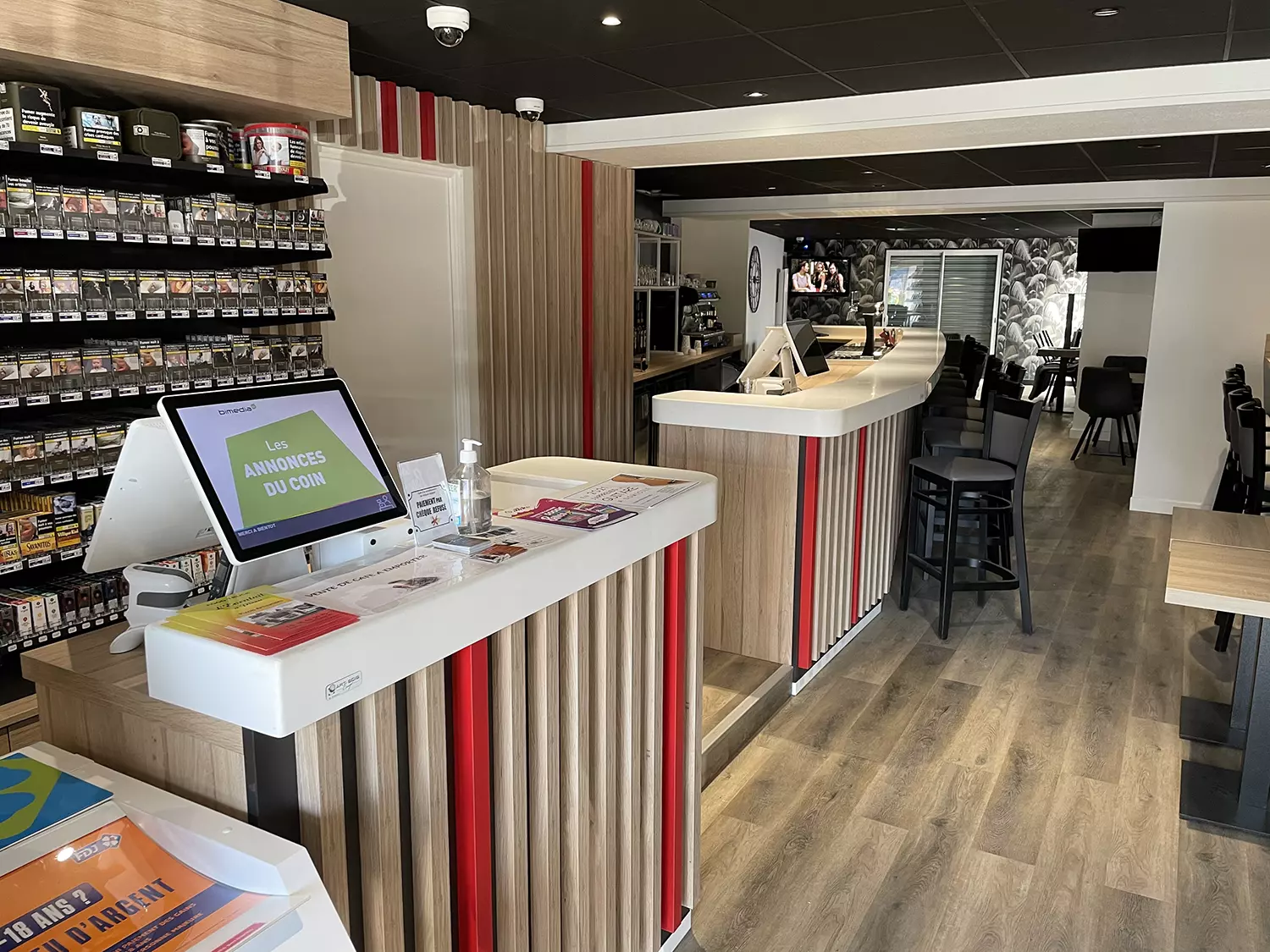 Agencement bar tabac Le Sourn