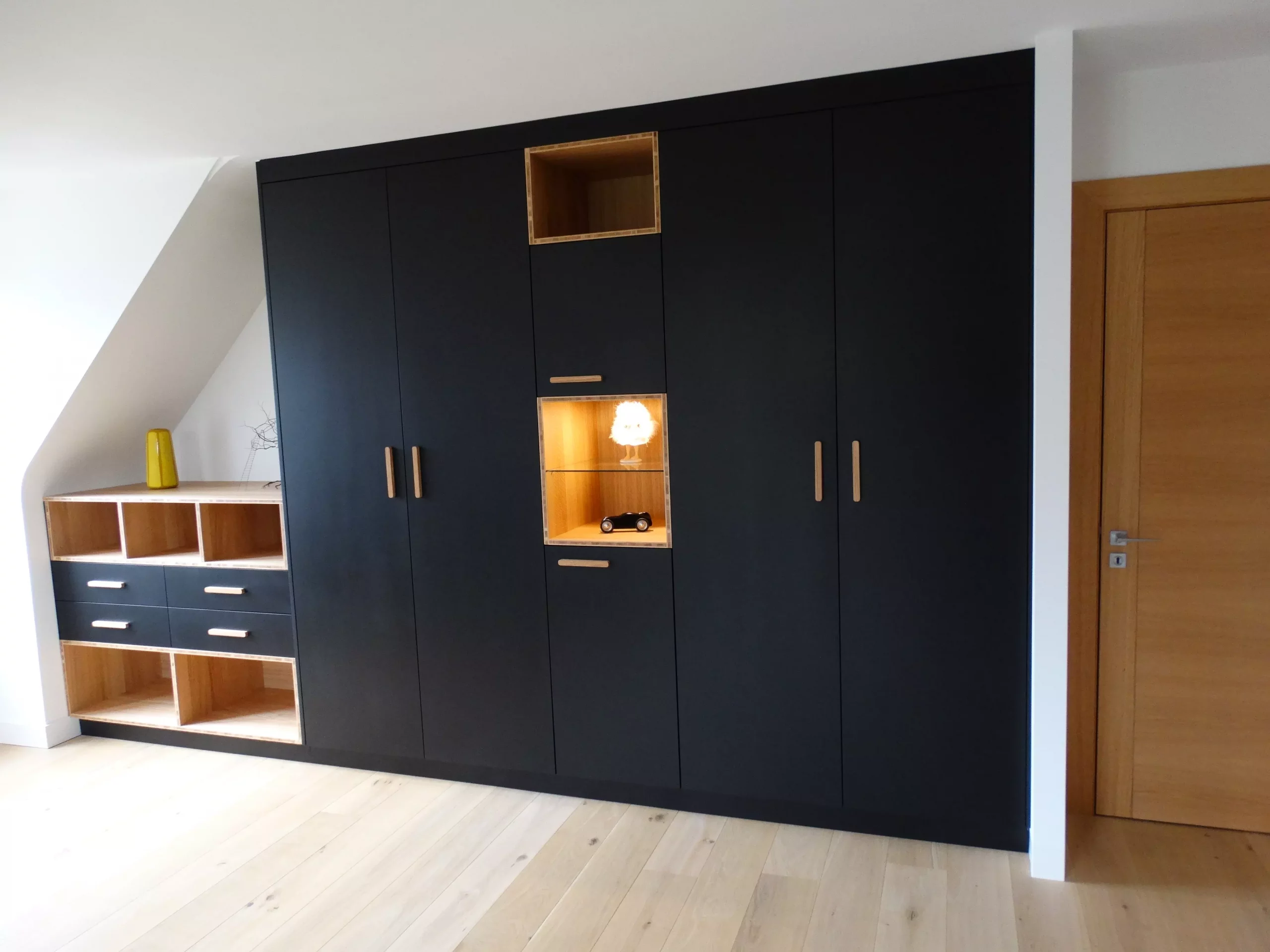 Agencement d'un dressing laqué
