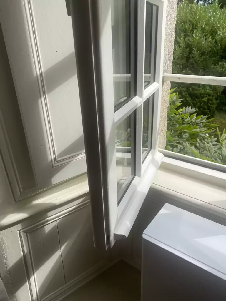 restauration fenetres anciennes realisations particuliers Art Bois Concept min